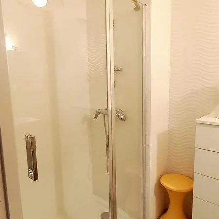 Apartment Proche La Dans Calme